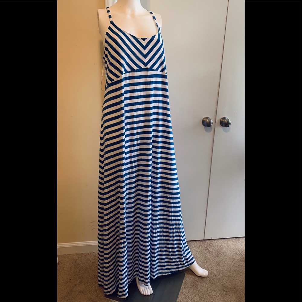 5/$25 Old Navy Dress Size XXL💓